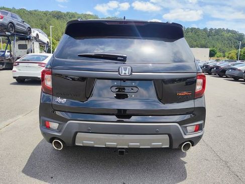 Used 2022 Honda Passport TrailSport image 3