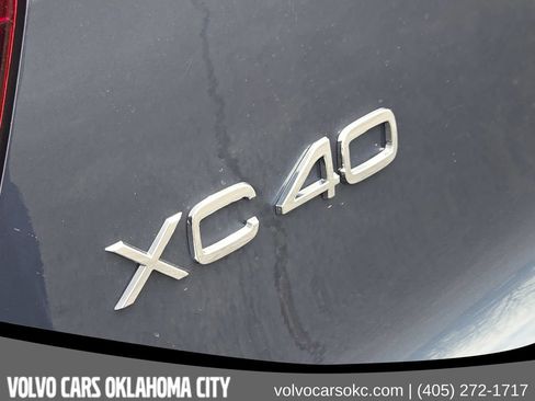 Used 2026 Volvo XC40 B5 Core w/ Protection Package Premier AWD/4WD image 11