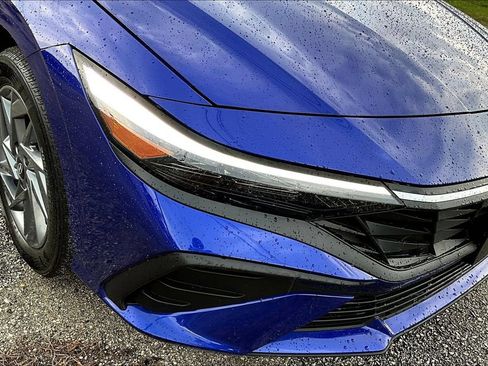 Used 2024 Hyundai Elantra Blue FWD image 34