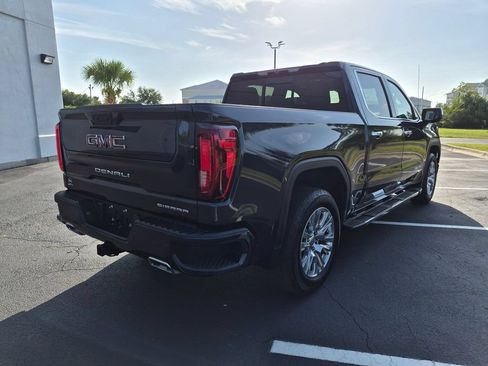 Used 2022 GMC Sierra 1500 Denali AWD/4WD image 5