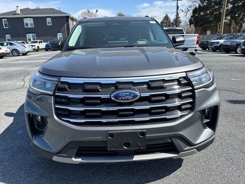 New 2026 Ford Explorer Active w/ Active Comfort Package image 8