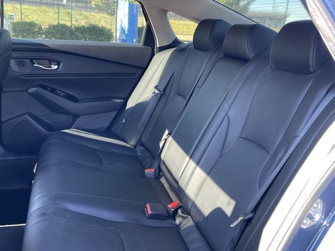 Used 2023 Honda Accord Touring image 15