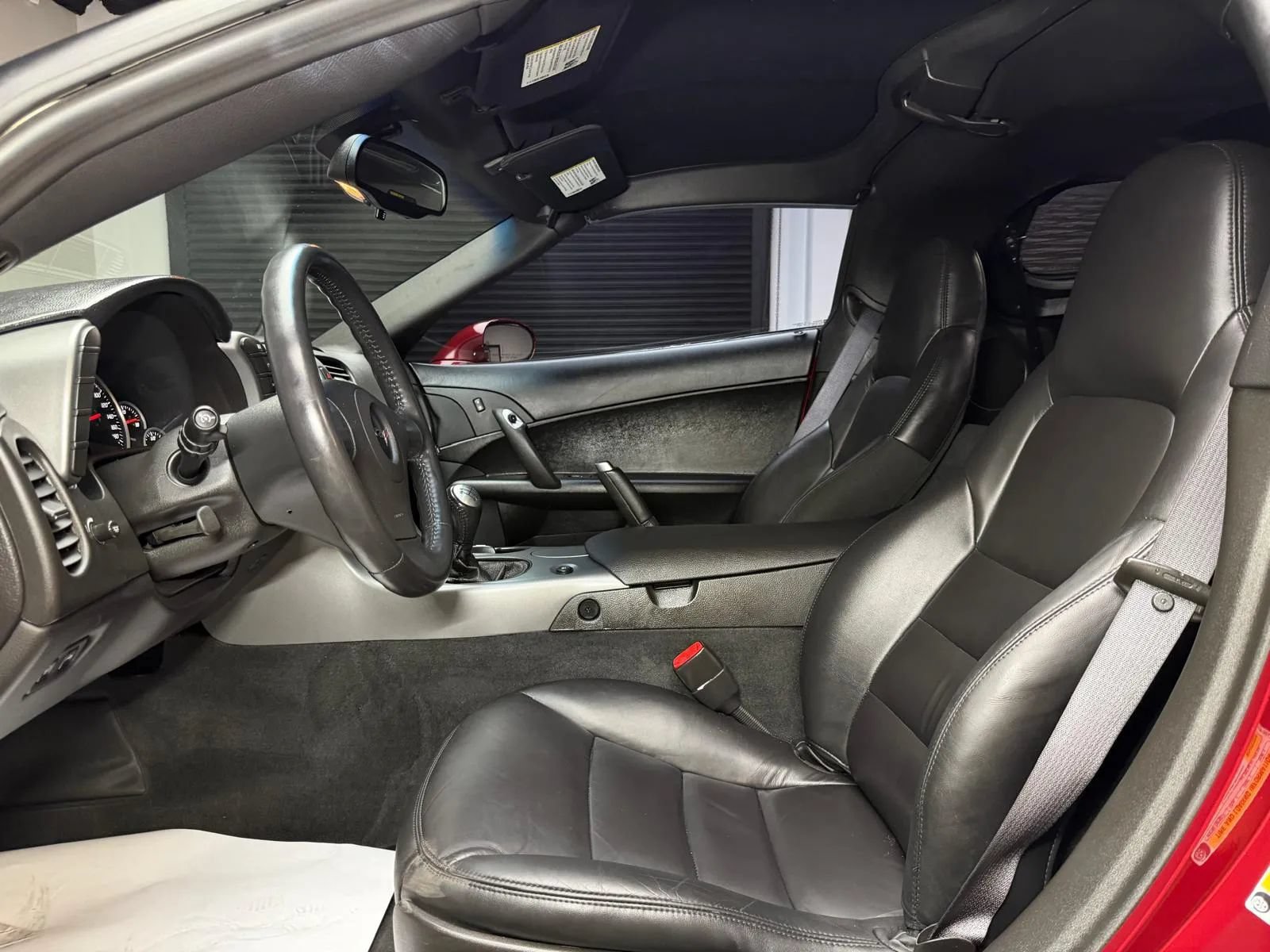 Used 2006 Chevrolet Corvette Coupe RWD image 22