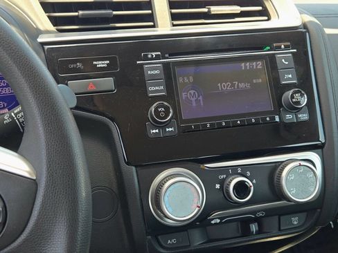 Used 2015 Honda Fit LX image 25