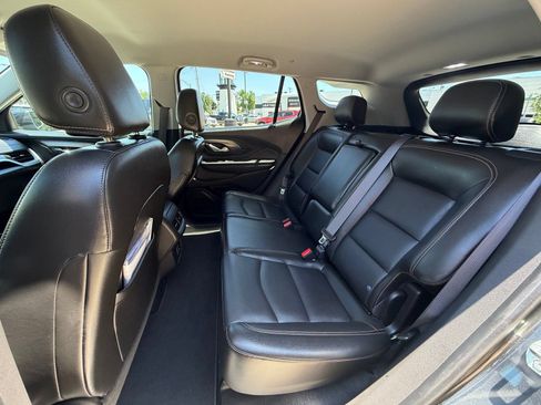 Used 2021 GMC Terrain SLT FWD image 25
