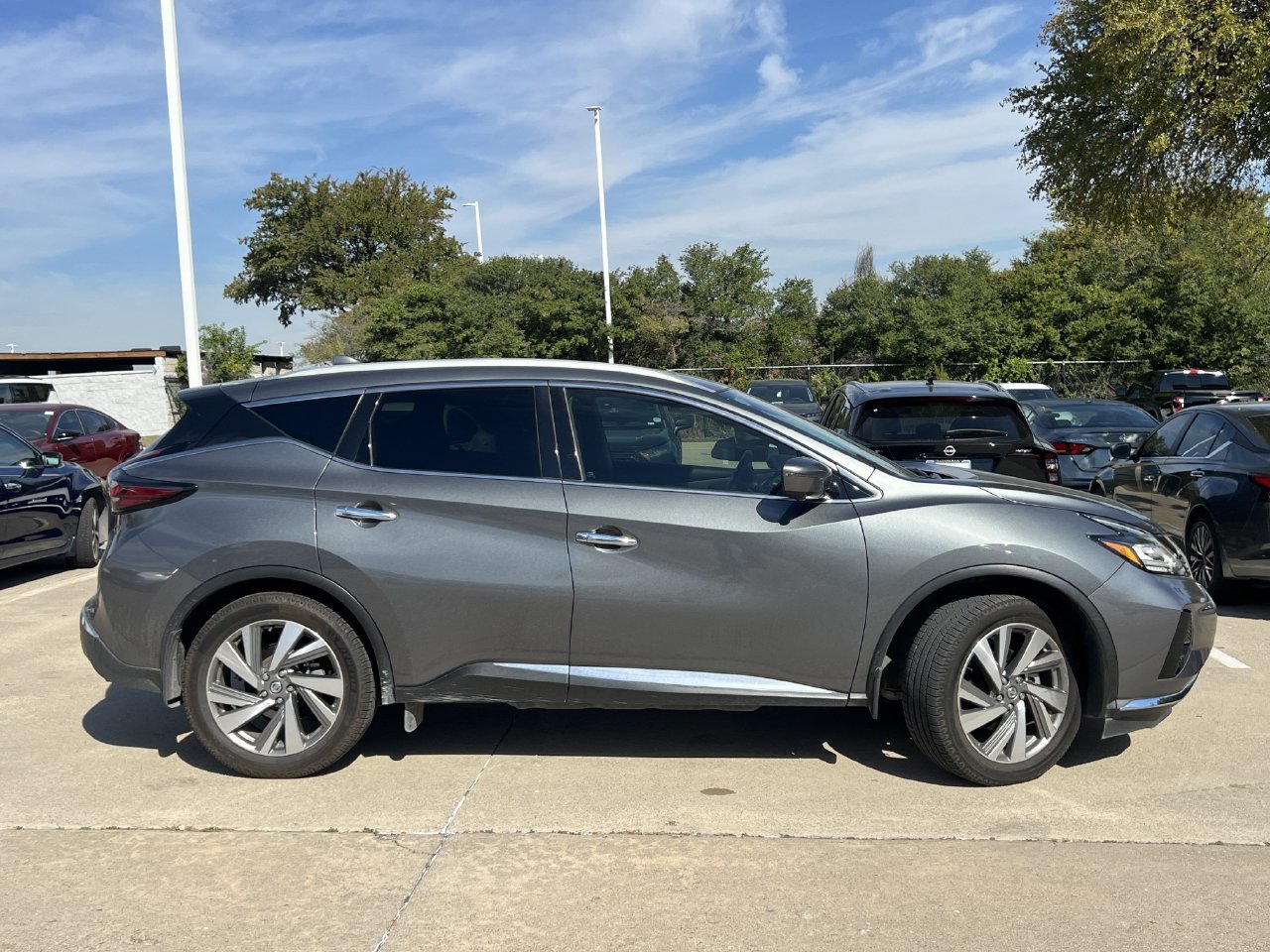 Used 2019 Nissan Murano SL w/ SL Technology Package FWD image 3