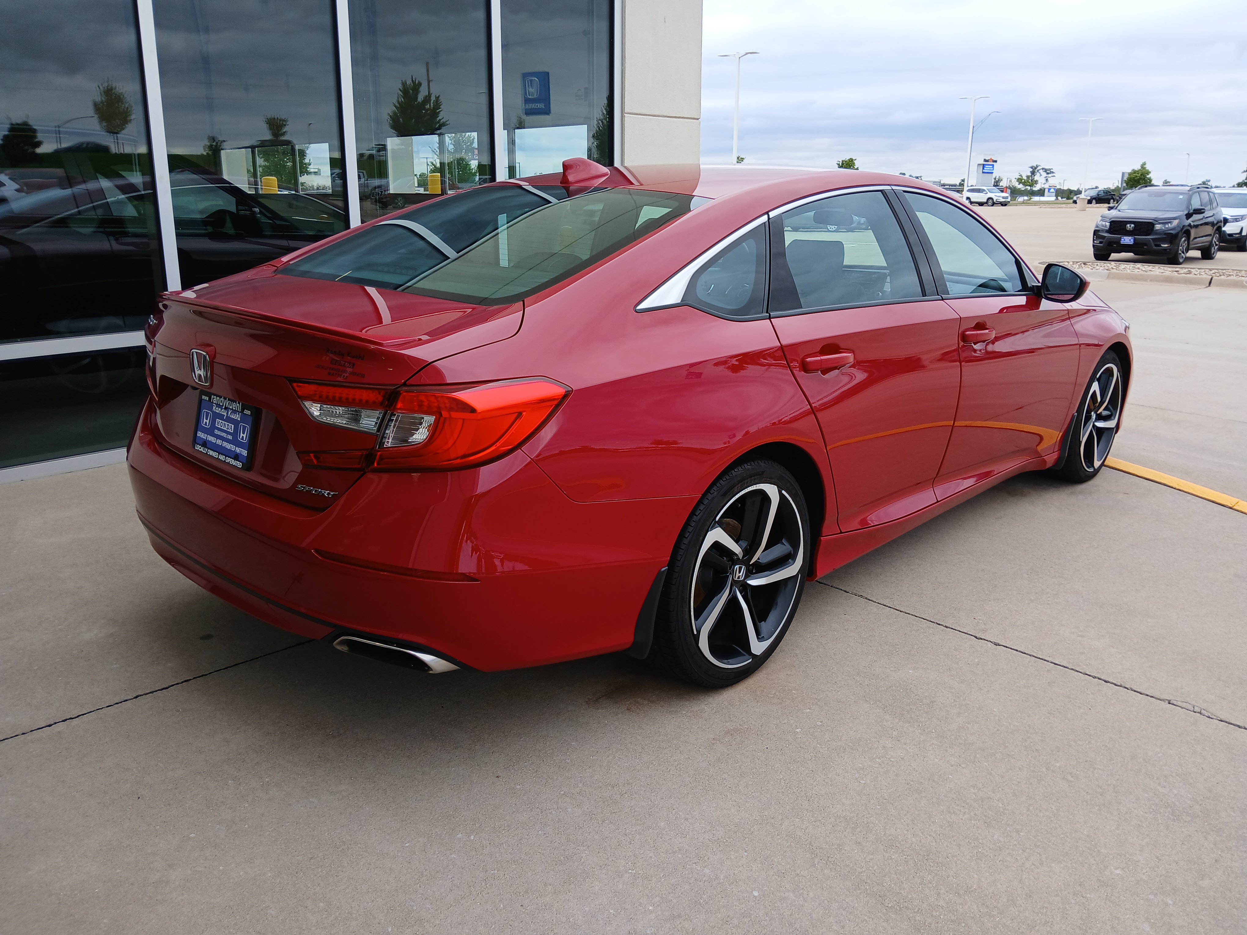 Used 2019 Honda Accord Sport image 7