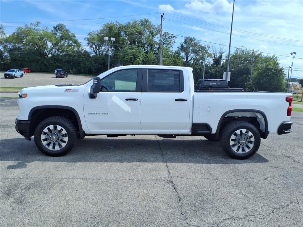New 2026 Chevrolet Silverado 2500 Custom w/ Custom Value Package AWD/4WD image 6