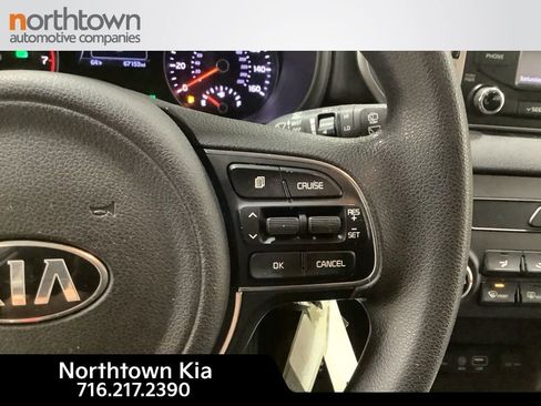 Certified 2018 Kia Sportage LX image 9