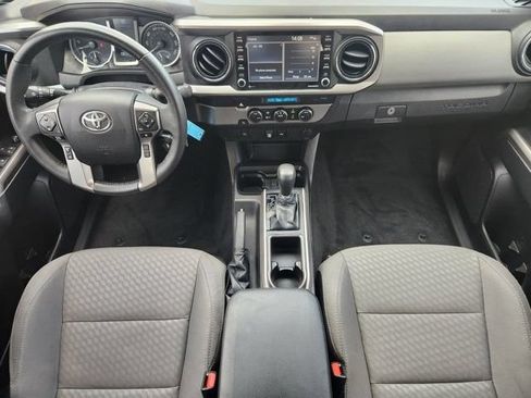 Used 2022 Toyota Tacoma SR5 RWD image 26