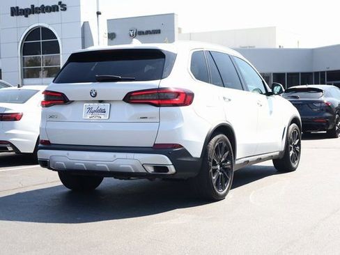Used 2023 BMW X5 xDrive40i w/ Executive Package image 3