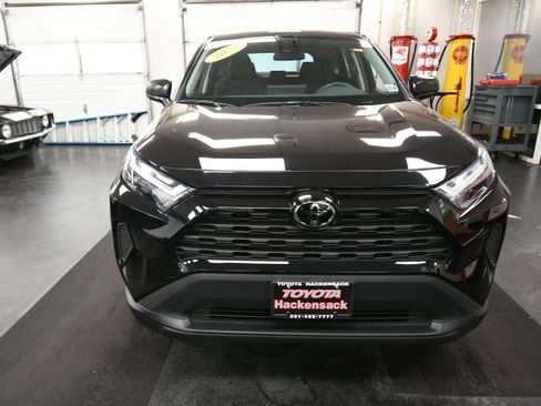 Certified 2025 Toyota RAV4 LE AWD/4WD image 2