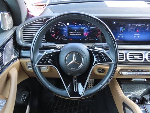 Certified 2024 Mercedes-Benz GLS 450 4MATIC image 6