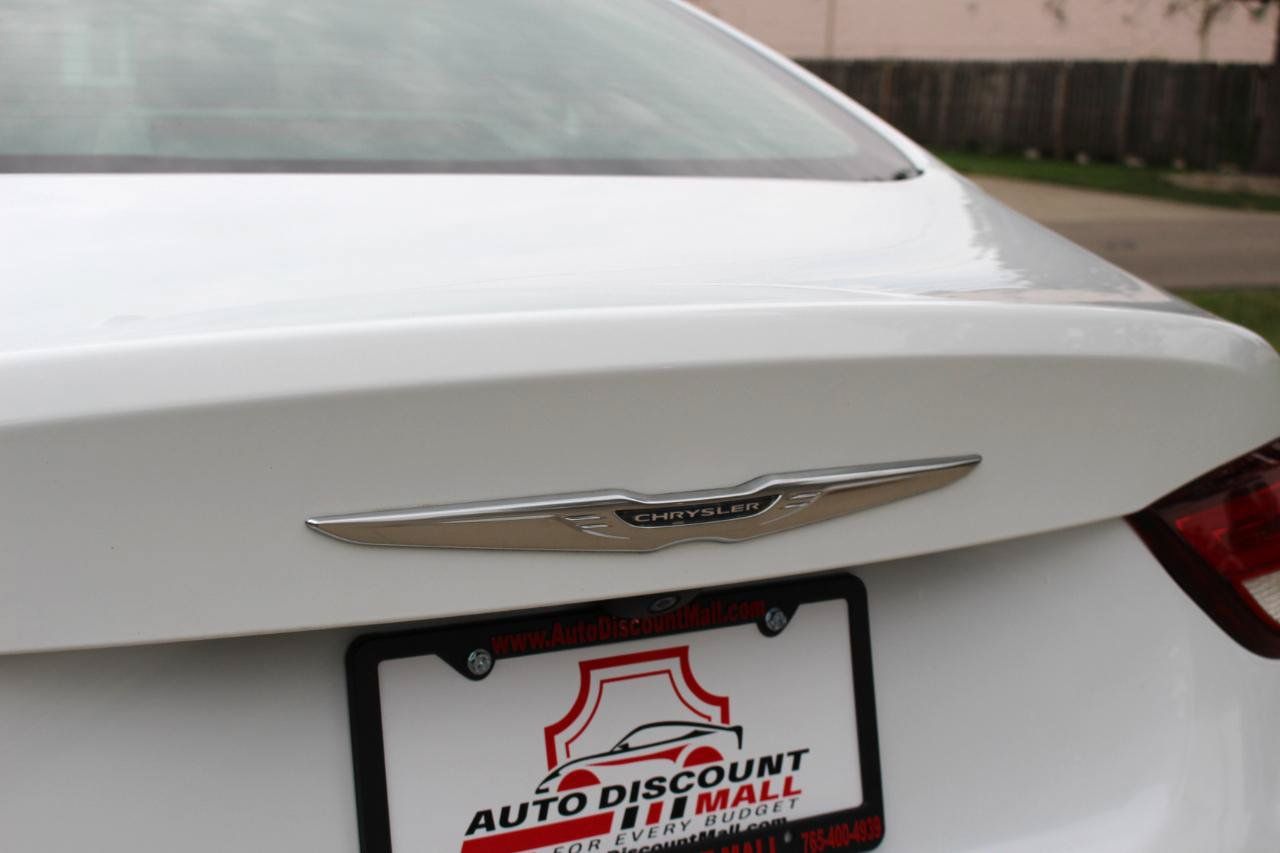Used 2015 Chrysler 200 Limited w/ Convenience Group FWD image 42
