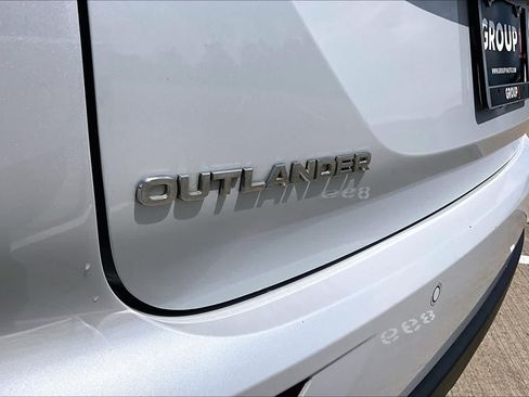 Used 2022 Mitsubishi Outlander ES FWD image 31