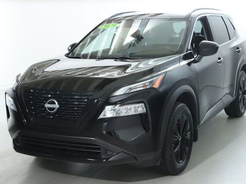 Certified 2023 Nissan Rogue SV w/ SV Premium B Package image 6