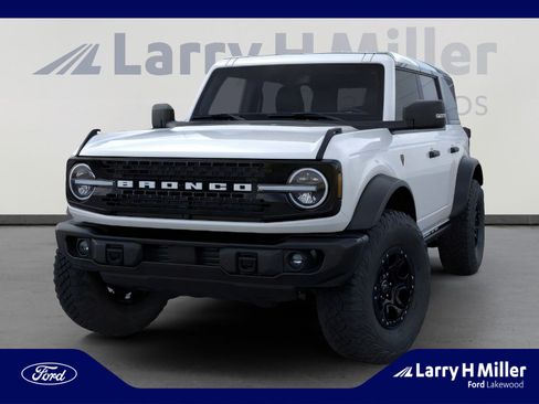 New 2025 Ford Bronco Badlands AWD/4WD image 2