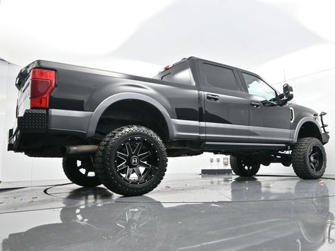 Used 2021 Ford F350 Lariat w/ Tremor Off-Road Package image 57