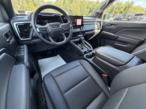 Used 2025 GMC Canyon Elevation w/ Convenience Package AWD/4WD image 15