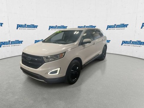 Used 2018 Ford Edge SEL FWD image 4