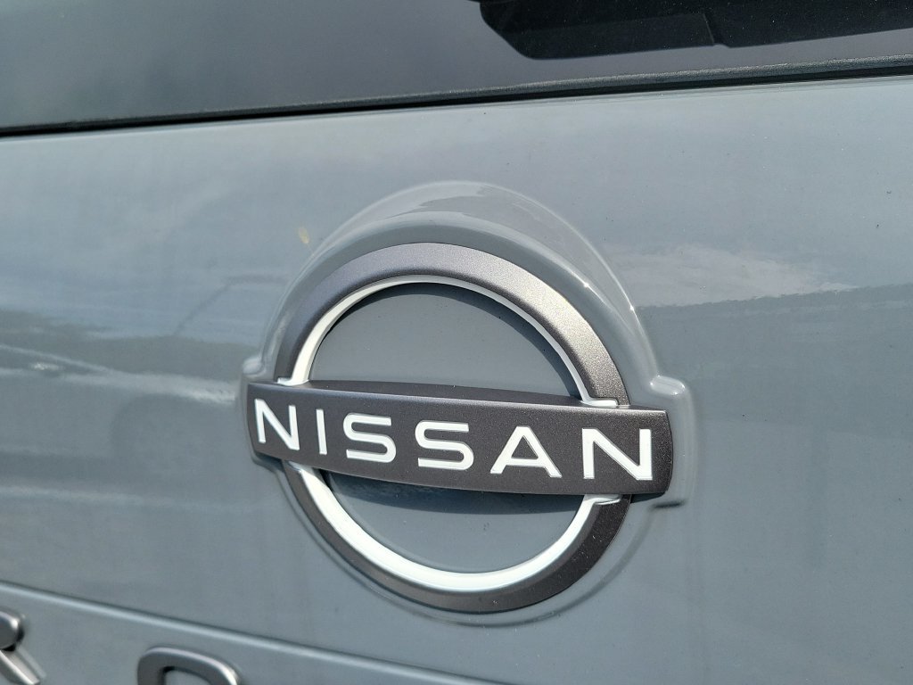 Used 2026 Nissan Rogue SV FWD image 9