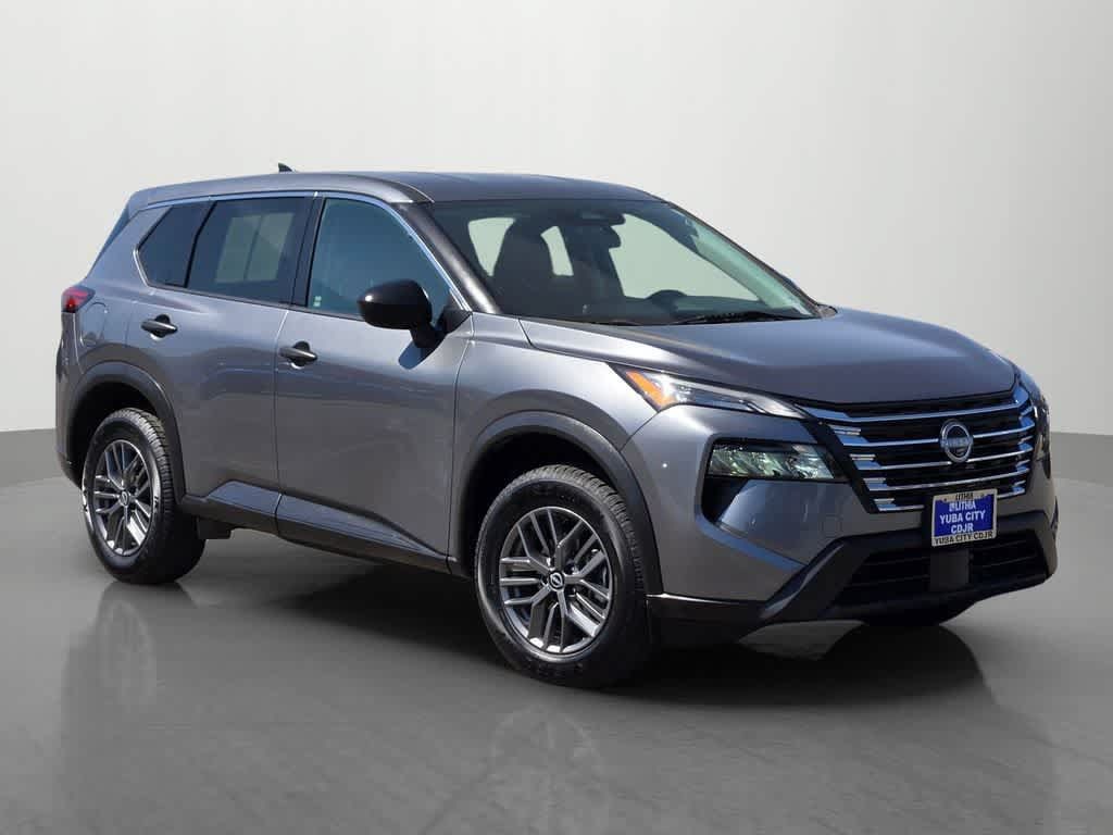 Used 2024 Nissan Rogue S FWD image 8