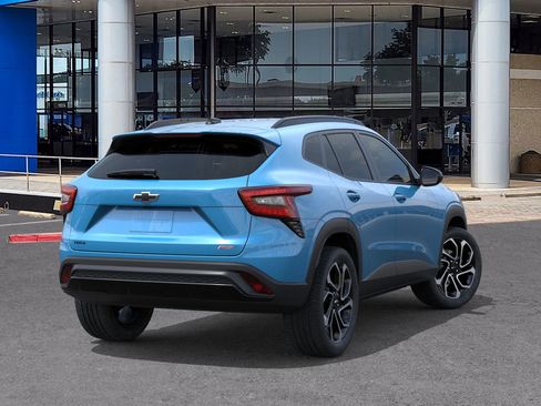 New 2026 Chevrolet Trax RS image 4