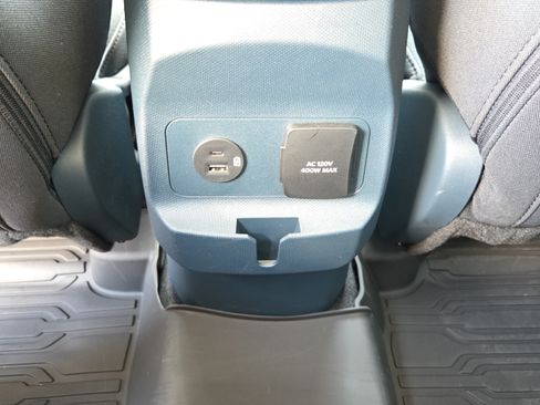 Used 2024 Ford Maverick XLT w/ XLT Luxury Package FWD image 12