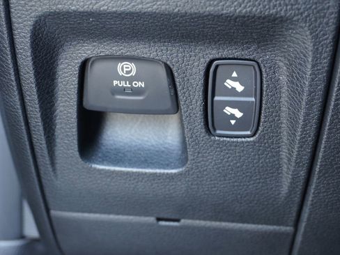 Used 2024 RAM 1500 Limited image 18