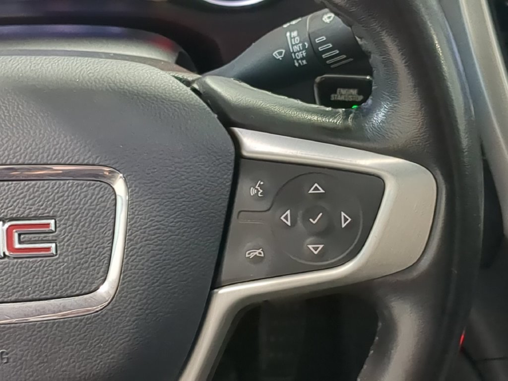 Used 2020 GMC Acadia SLE AWD/4WD image 24