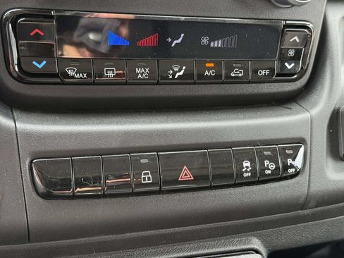 New 2026 RAM ProMaster 2500 w/ Advanced Safety Group FWD image 25