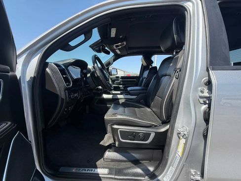 Used 2020 RAM 1500 Laramie AWD/4WD image 14