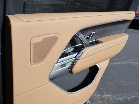 New 2026 Land Rover Range Rover Long Wheelbase SE image 14