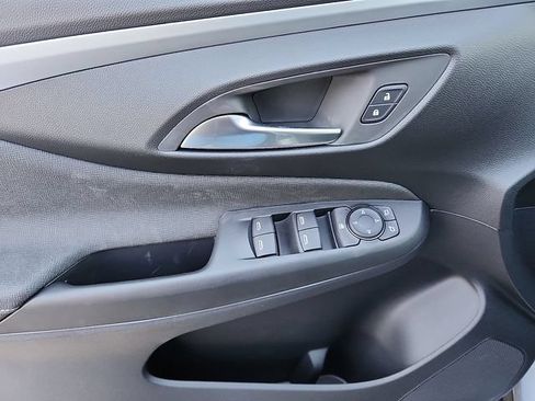 New 2026 Buick Envista Sport Touring w/ Convenience I Package FWD image 8