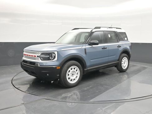 New 2025 Ford Bronco Sport Heritage w/ Convenience Package AWD/4WD image 32