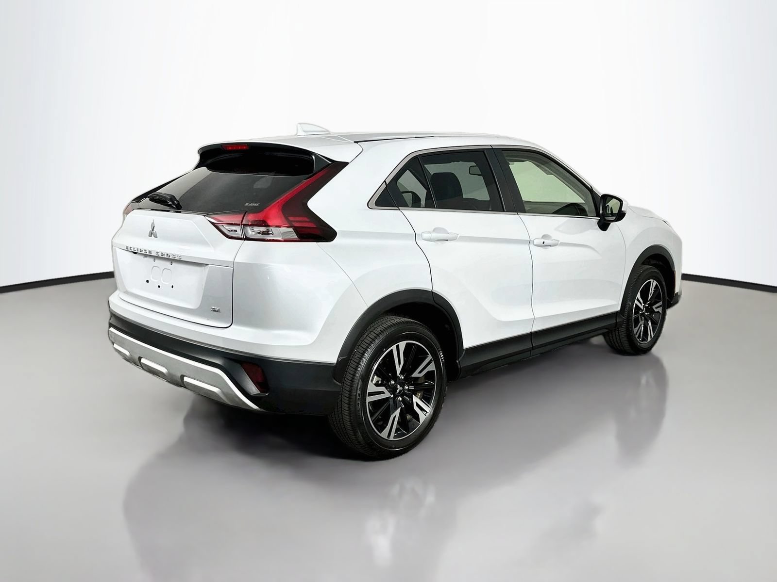 Used 2025 Mitsubishi Eclipse Cross SE AWD/4WD image 7