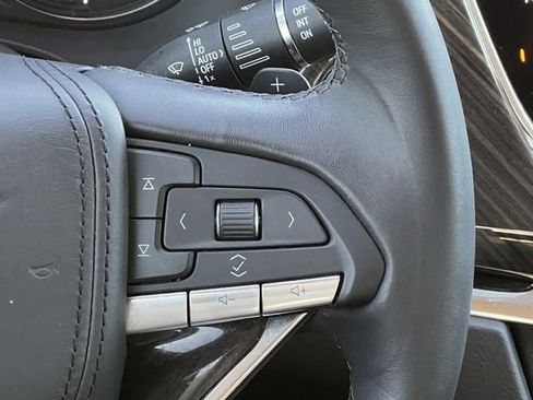 Certified 2023 Cadillac XT6 Premium Luxury w/ Platinum Package image 17