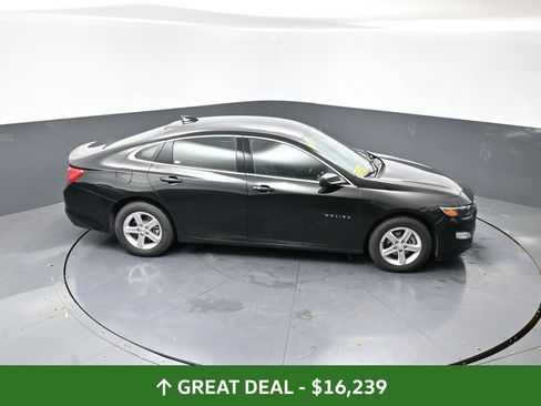 Used 2023 Chevrolet Malibu LT image 38