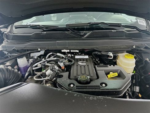 New 2026 RAM 3500 Limited w/ Towing Technology Group image 17