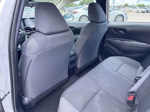 Used 2022 Toyota Corolla LE FWD image 19