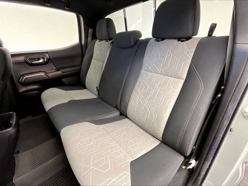 Used 2023 Toyota Tacoma TRD Off-Road w/ Advanced Technology Package image 20