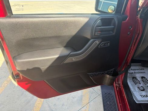 Used 2013 Jeep Wrangler Sport AWD/4WD image 10