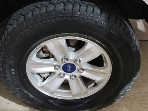 Used 2018 Ford F150 XLT w/ Equipment Group 301A Mid image 25