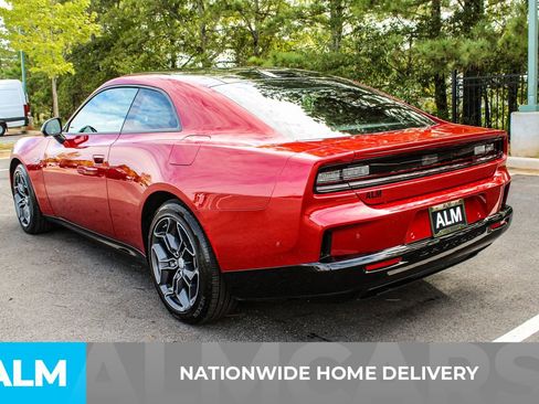 Used 2024 Dodge Charger R/T w/ Plus Group image 5