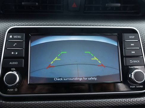 Used 2020 Nissan Kicks S FWD image 33