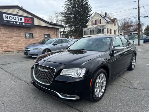 Used 2016 Chrysler 300 C Platinum w/ Safetytec Plus Group image 2