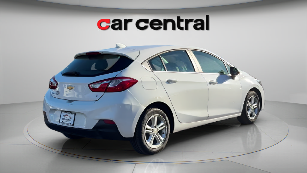 Used 2018 Chevrolet Cruze LT FWD image 5