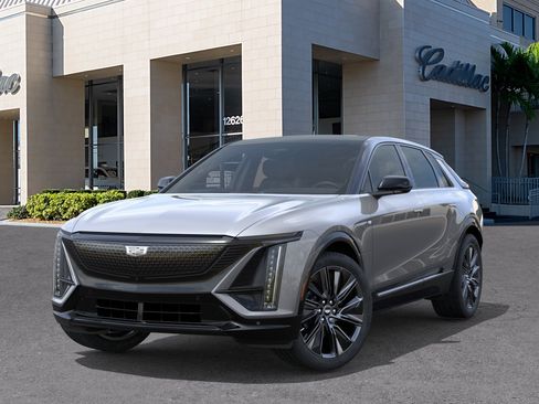 New 2026 Cadillac Lyriq Signature Sport w/ Nappa Leather Package RWD image 6
