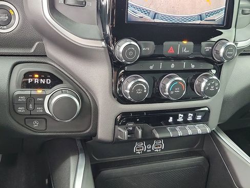 Used 2025 RAM 1500 Big Horn AWD/4WD image 16