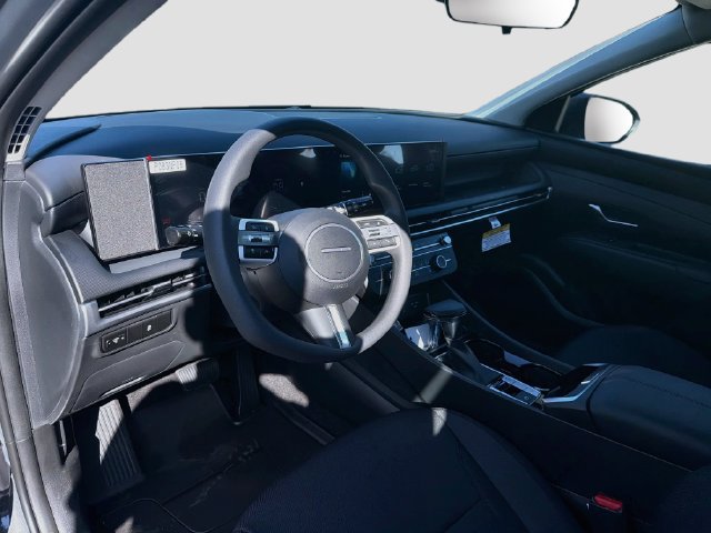 New 2026 Hyundai Tucson SE FWD image 9